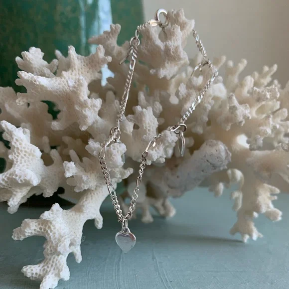 BRACELET Sterling Silver 925 Heart Charms Bracelet Dainty Minimalist Chain EUC - Picture 3 of 10